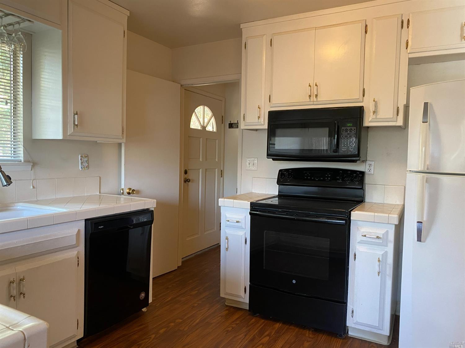 Detail Gallery Image 9 of 47 For 45 Griggs Ln, Napa,  CA 94558 - – Beds | – Baths