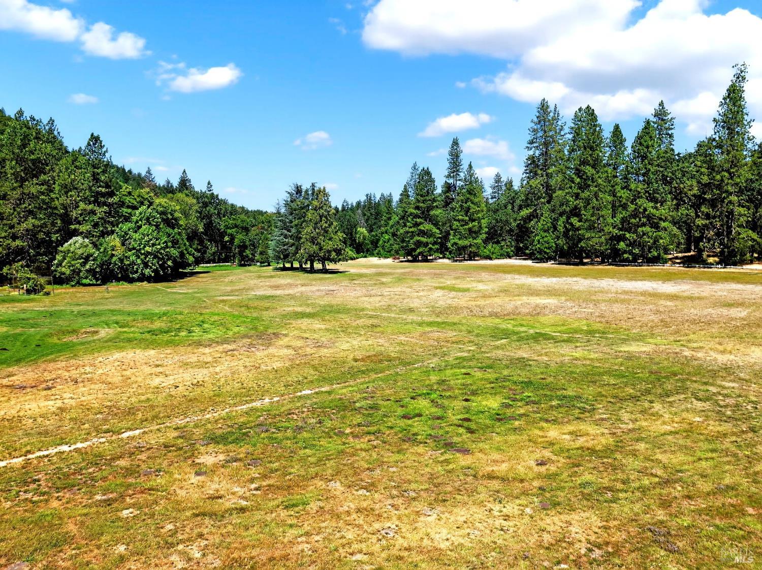 Detail Gallery Image 17 of 91 For 16451 Golf Rd, Cobb,  CA 95426 - 2 Beds | 1 Baths