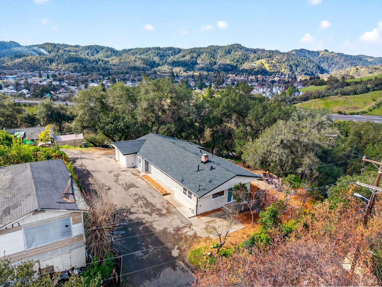 Detail Gallery Image 39 of 44 For 611 Lake St, Cloverdale,  CA 95425 - 3 Beds | 2 Baths