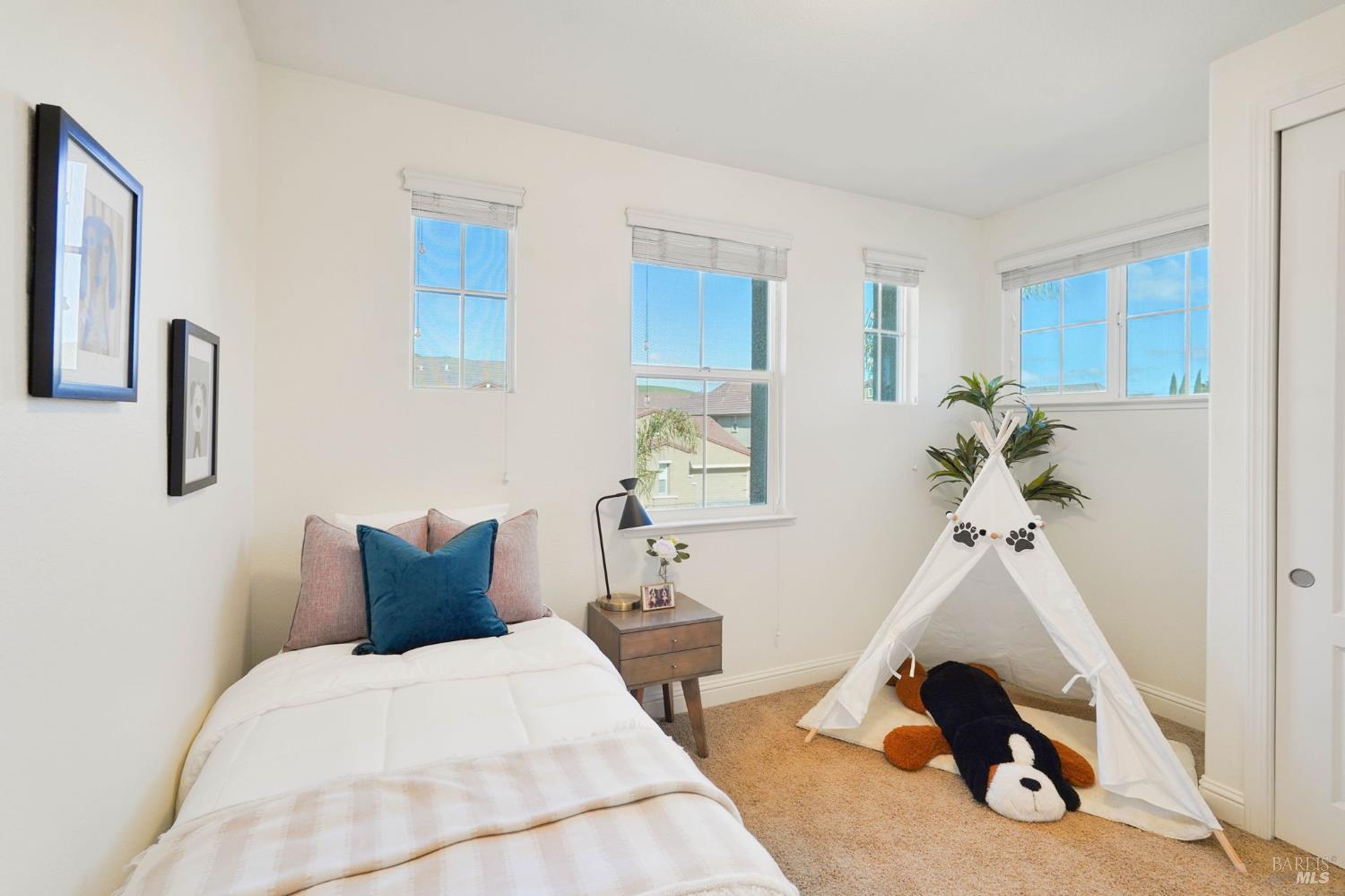 Detail Gallery Image 27 of 68 For 5167 Fowler Ln, Fairfield,  CA 94533 - 3 Beds | 2/1 Baths