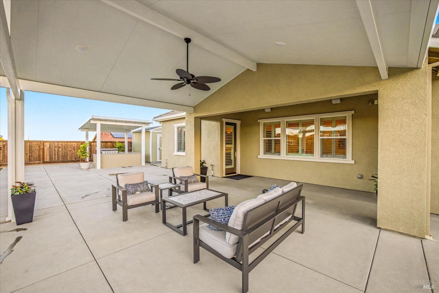 Detail Gallery Image 38 of 67 For 6006 Peacock Ct, Vacaville,  CA 95688 - 3 Beds | 3/1 Baths