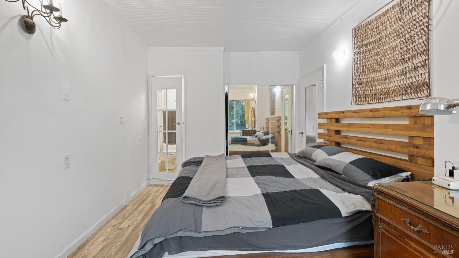 Detail Gallery Image 34 of 81 For 7456 Sir Francis Drake Blvd, Lagunitas,  CA 94938 - 3 Beds | 4 Baths