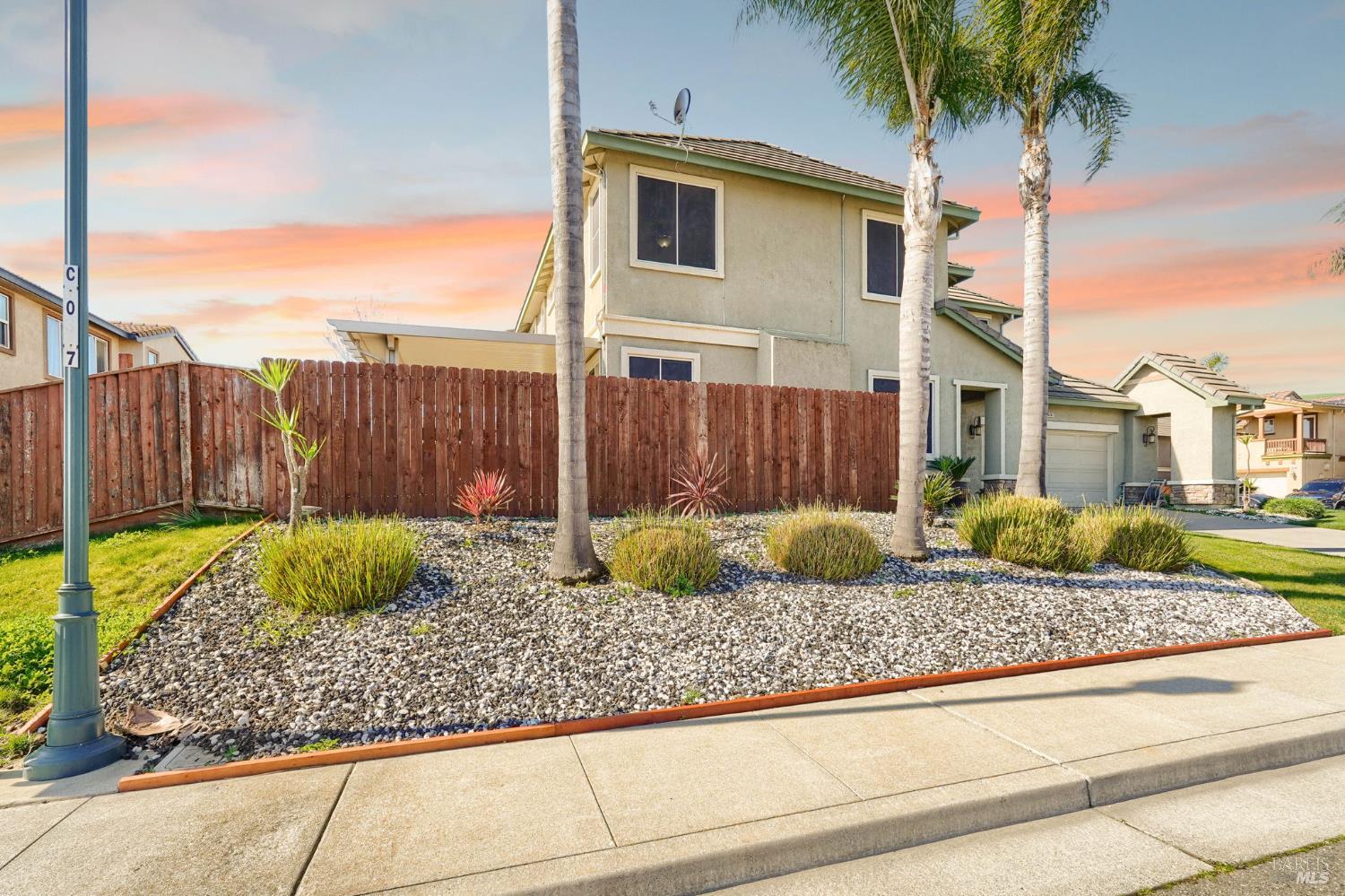 Detail Gallery Image 4 of 68 For 5167 Fowler Ln, Fairfield,  CA 94533 - 3 Beds | 2/1 Baths