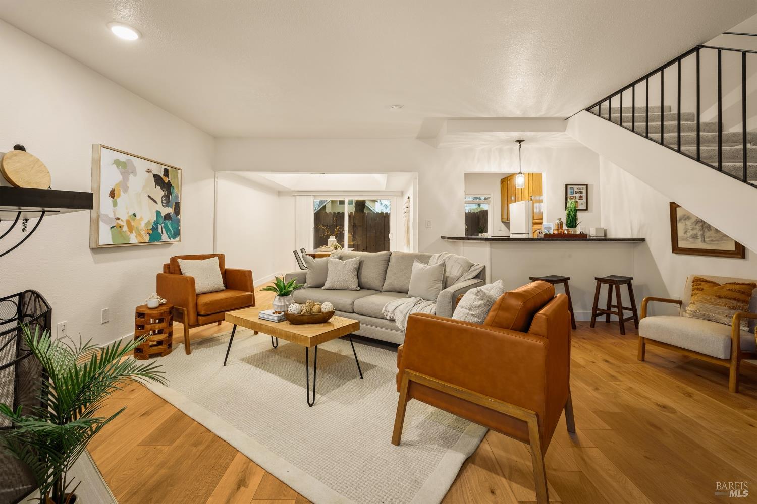 Detail Gallery Image 2 of 26 For 299 Shasta Dr #14,  Vacaville,  CA 95687 - 3 Beds | 2/1 Baths