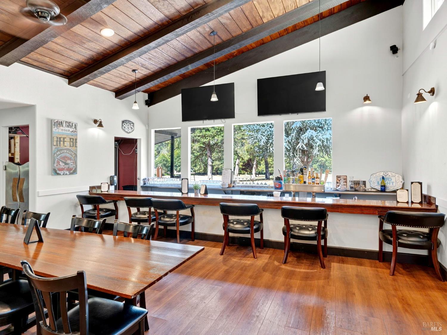 Detail Gallery Image 31 of 91 For 16451 Golf Rd, Cobb,  CA 95426 - 2 Beds | 1 Baths