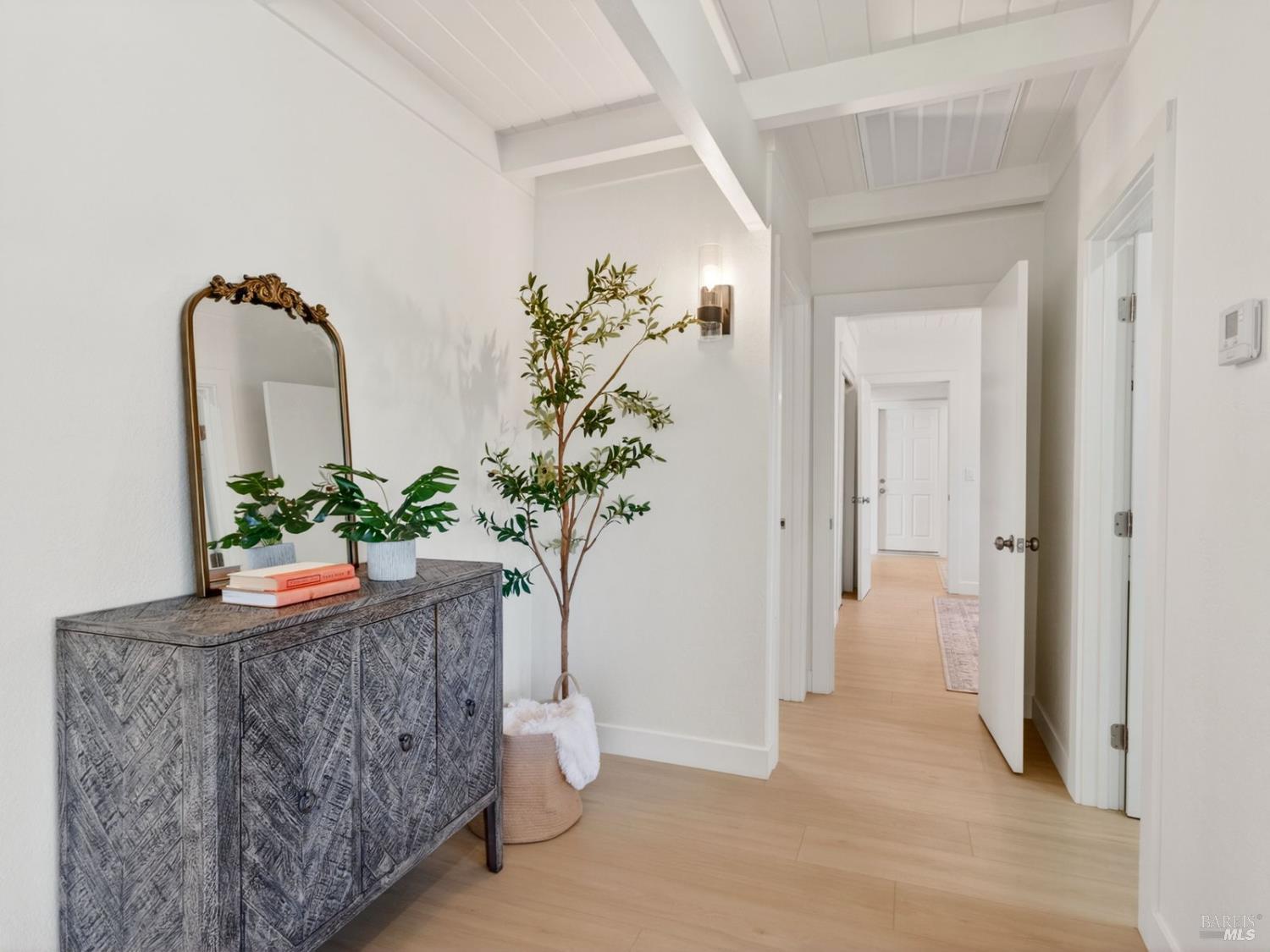 Detail Gallery Image 31 of 44 For 611 Lake St, Cloverdale,  CA 95425 - 3 Beds | 2 Baths