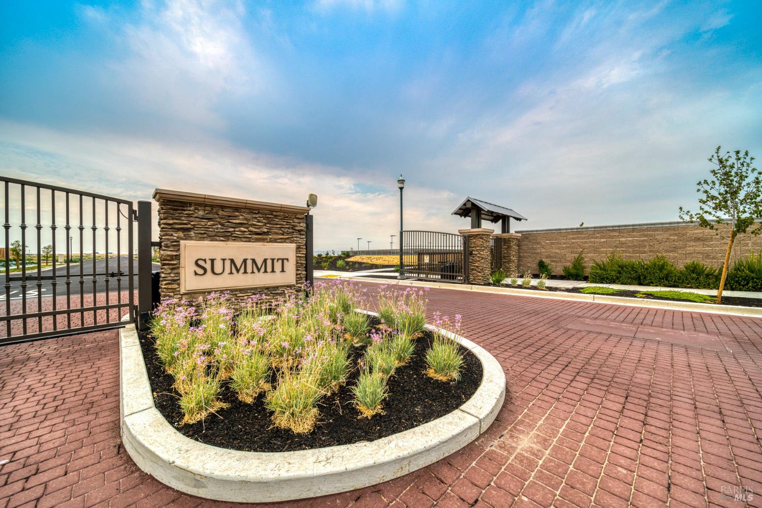 Detail Gallery Image 3 of 18 For 2231 Espana Ln, Rio Vista,  CA 94571 - 2 Beds | 2 Baths