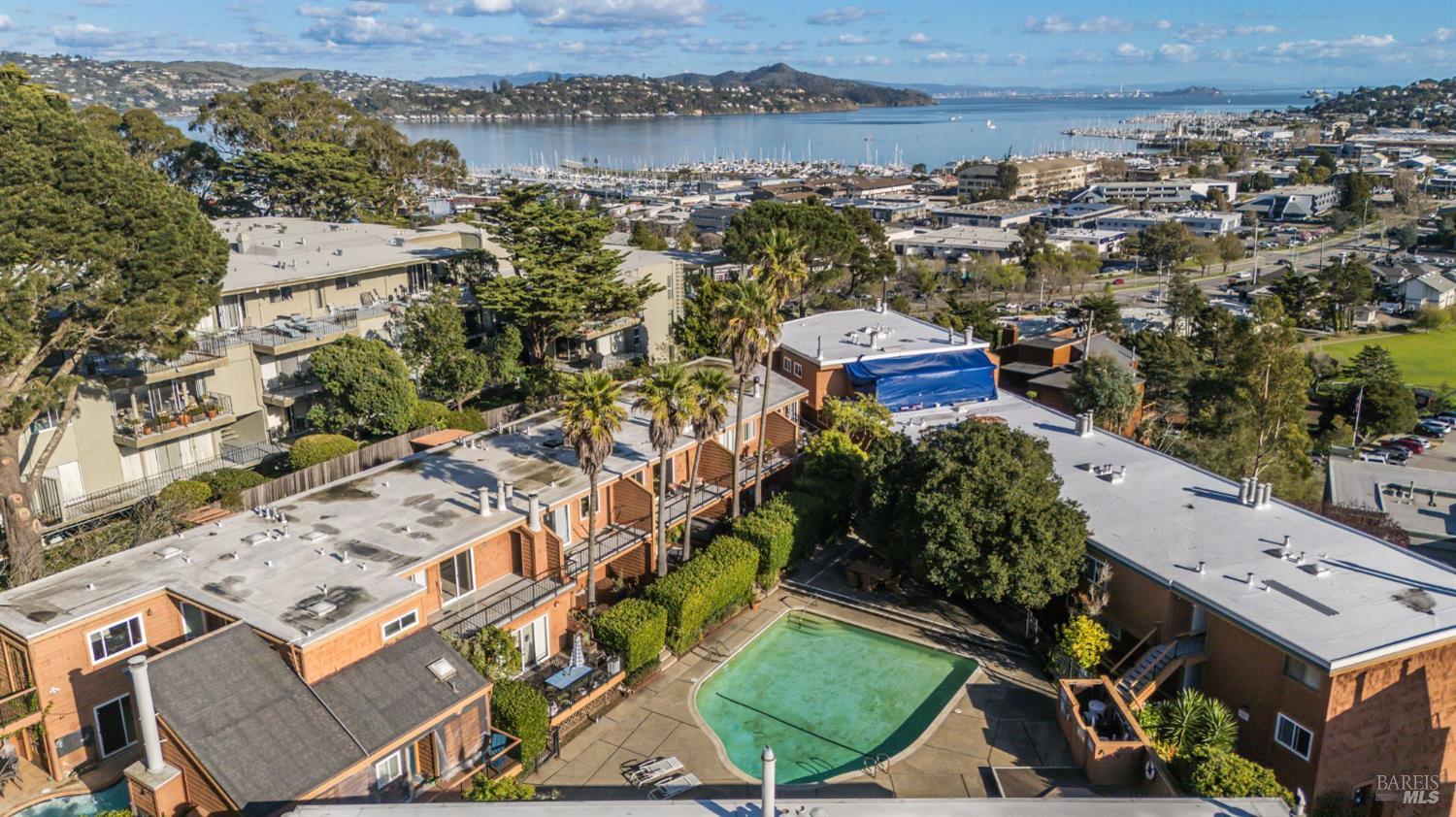 Detail Gallery Image 34 of 38 For 116 Stanford Way, Sausalito,  CA 94965 - 1 Beds | 1 Baths