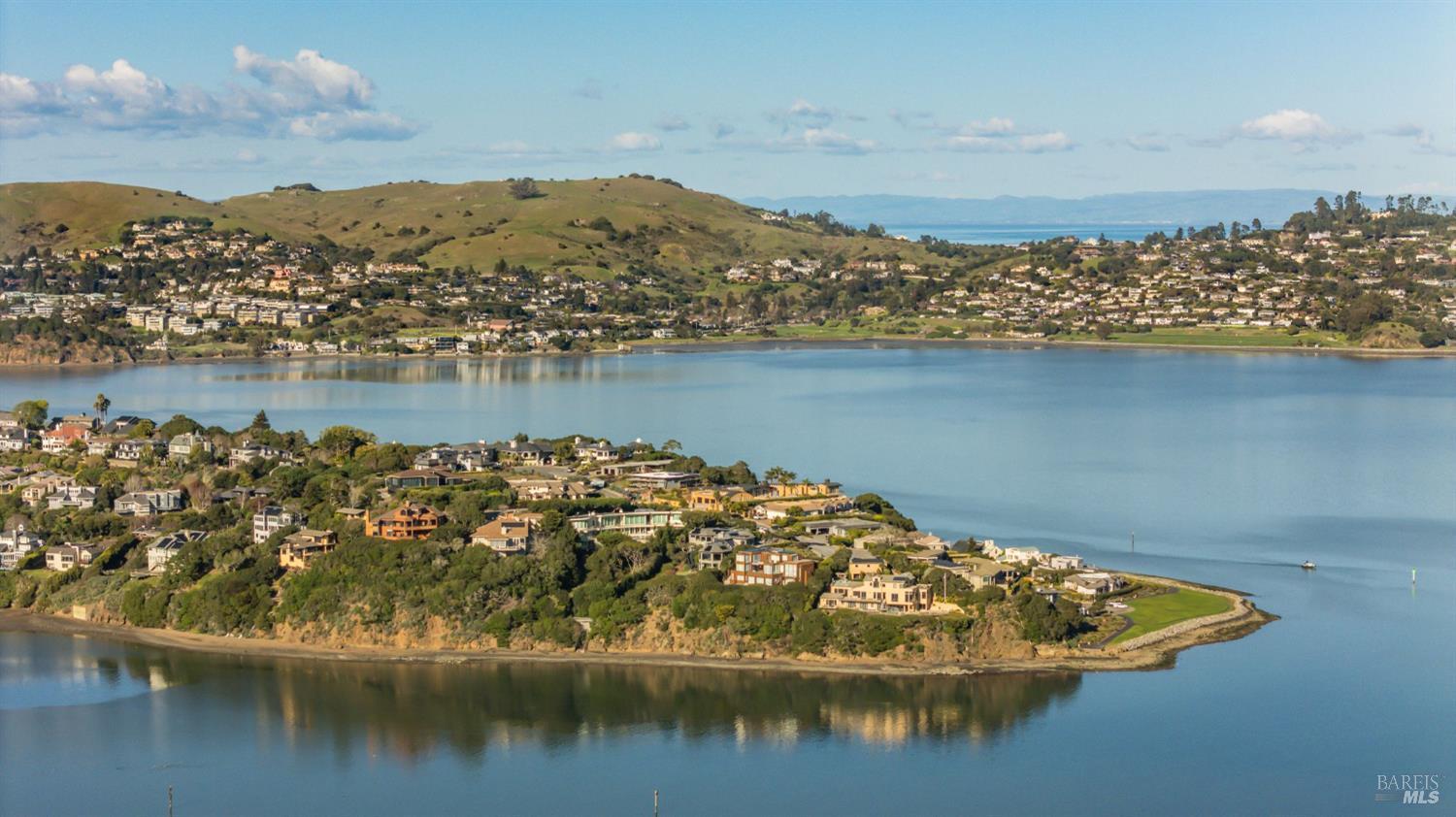 Detail Gallery Image 36 of 38 For 116 Stanford Way, Sausalito,  CA 94965 - 1 Beds | 1 Baths