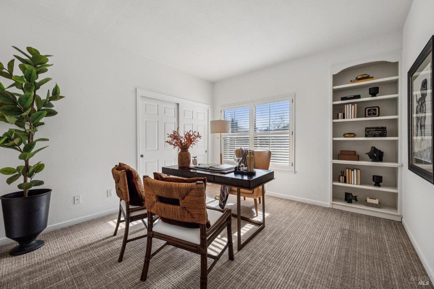 Detail Gallery Image 26 of 45 For 115 Eucalyptus Knoll St, Mill Valley,  CA 94941 - 2 Beds | 2 Baths