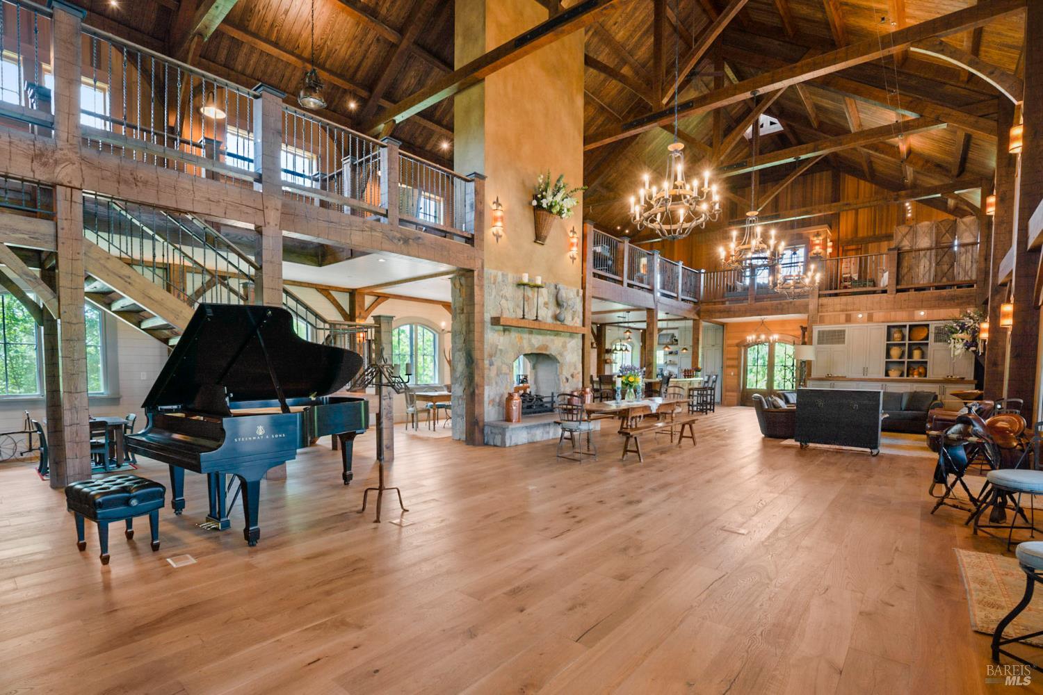 Detail Gallery Image 31 of 98 For 1170 Bayview Ave, Napa,  CA 94559 - 3 Beds | 2 Baths