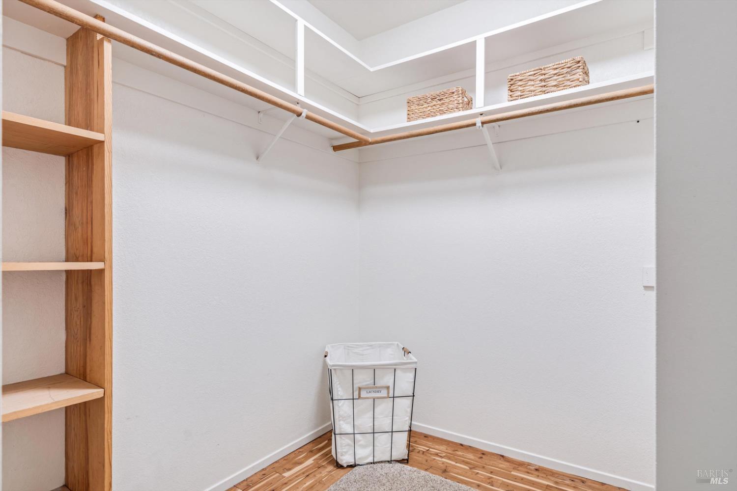 Detail Gallery Image 28 of 41 For 154 Basinside Way, Alameda,  CA 94502 - 3 Beds | 2/1 Baths