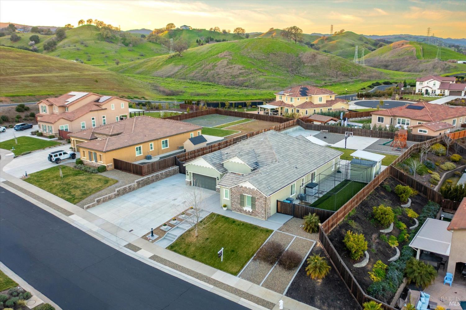 Detail Gallery Image 61 of 67 For 6006 Peacock Ct, Vacaville,  CA 95688 - 3 Beds | 3/1 Baths