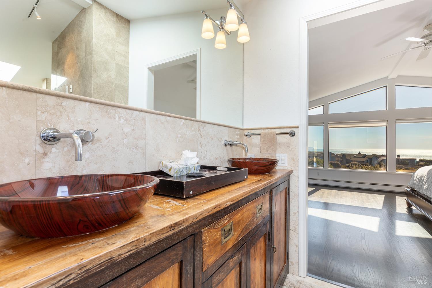 Detail Gallery Image 6 of 59 For 300 Sanderling Ct, Bodega Bay,  CA 94923 - 3 Beds | 3/1 Baths