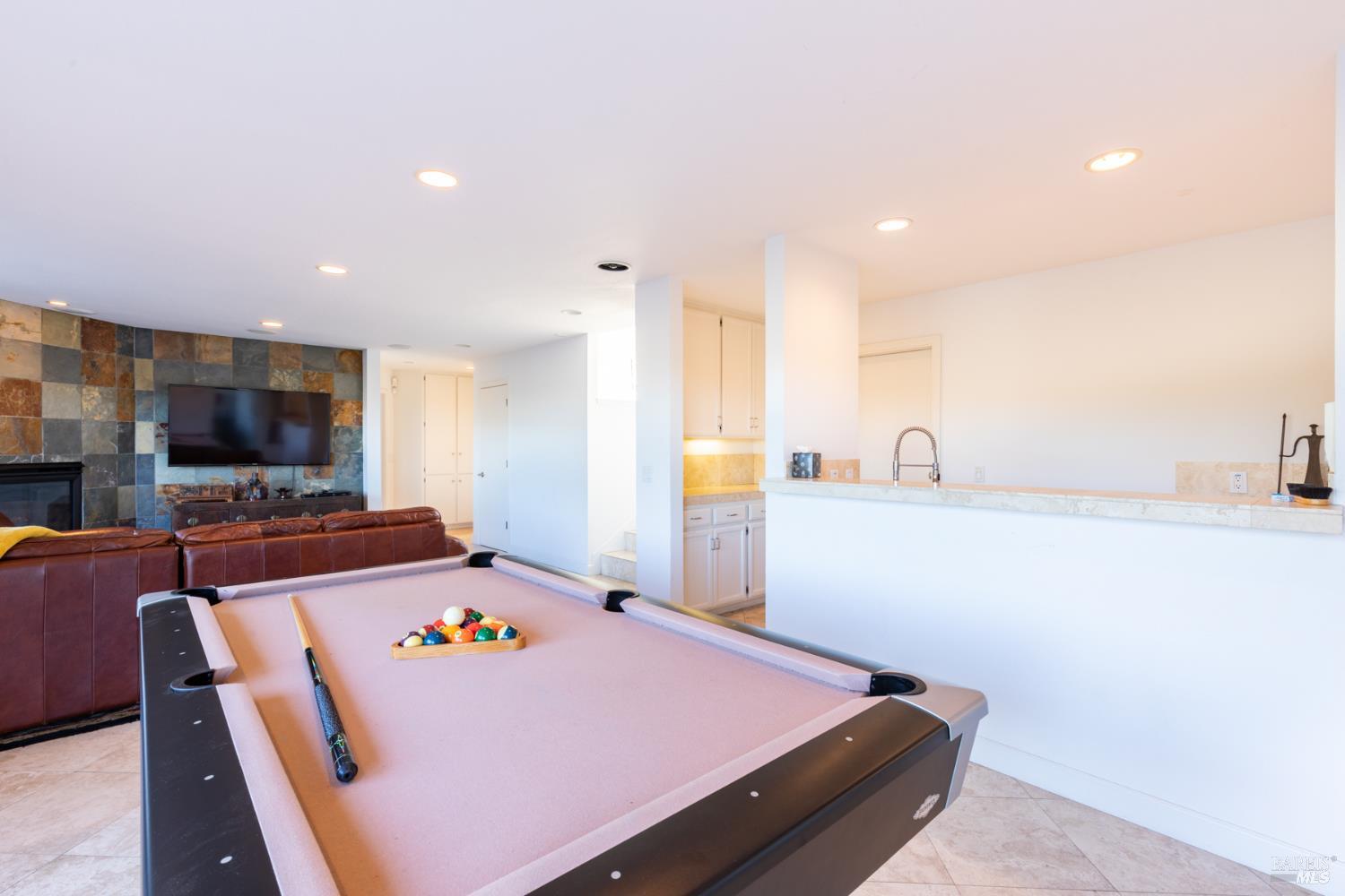 Detail Gallery Image 42 of 59 For 300 Sanderling Ct, Bodega Bay,  CA 94923 - 3 Beds | 3/1 Baths