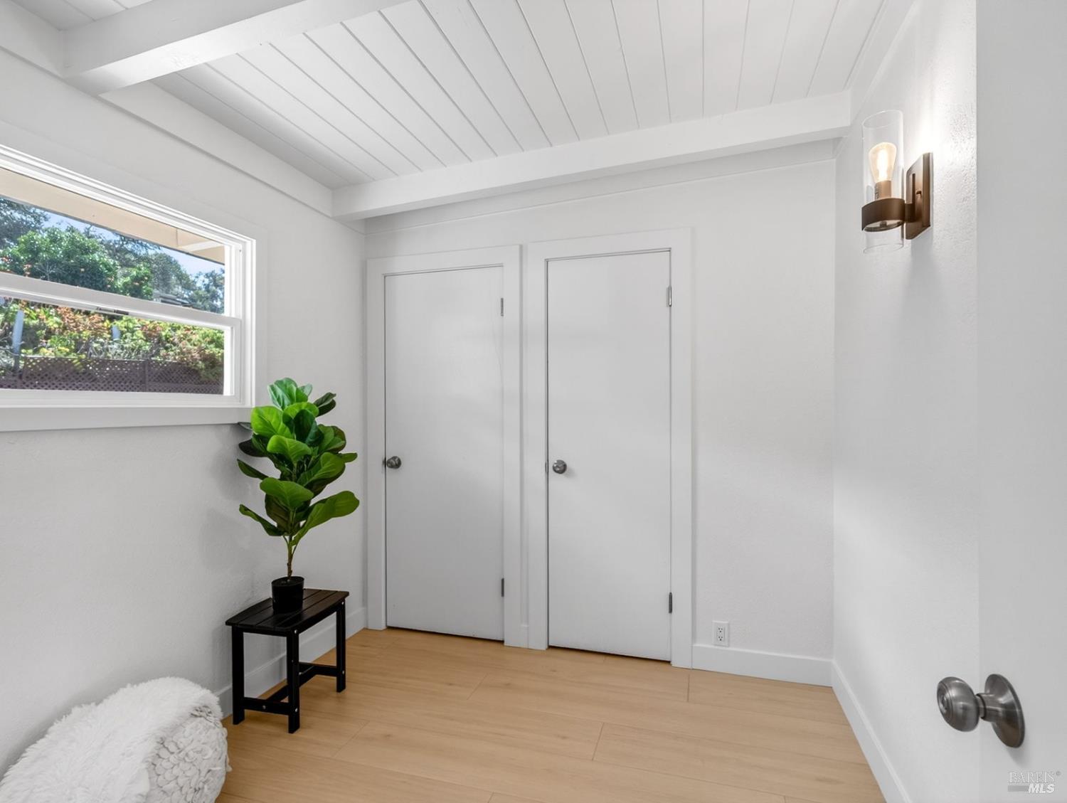 Detail Gallery Image 33 of 44 For 611 Lake St, Cloverdale,  CA 95425 - 3 Beds | 2 Baths