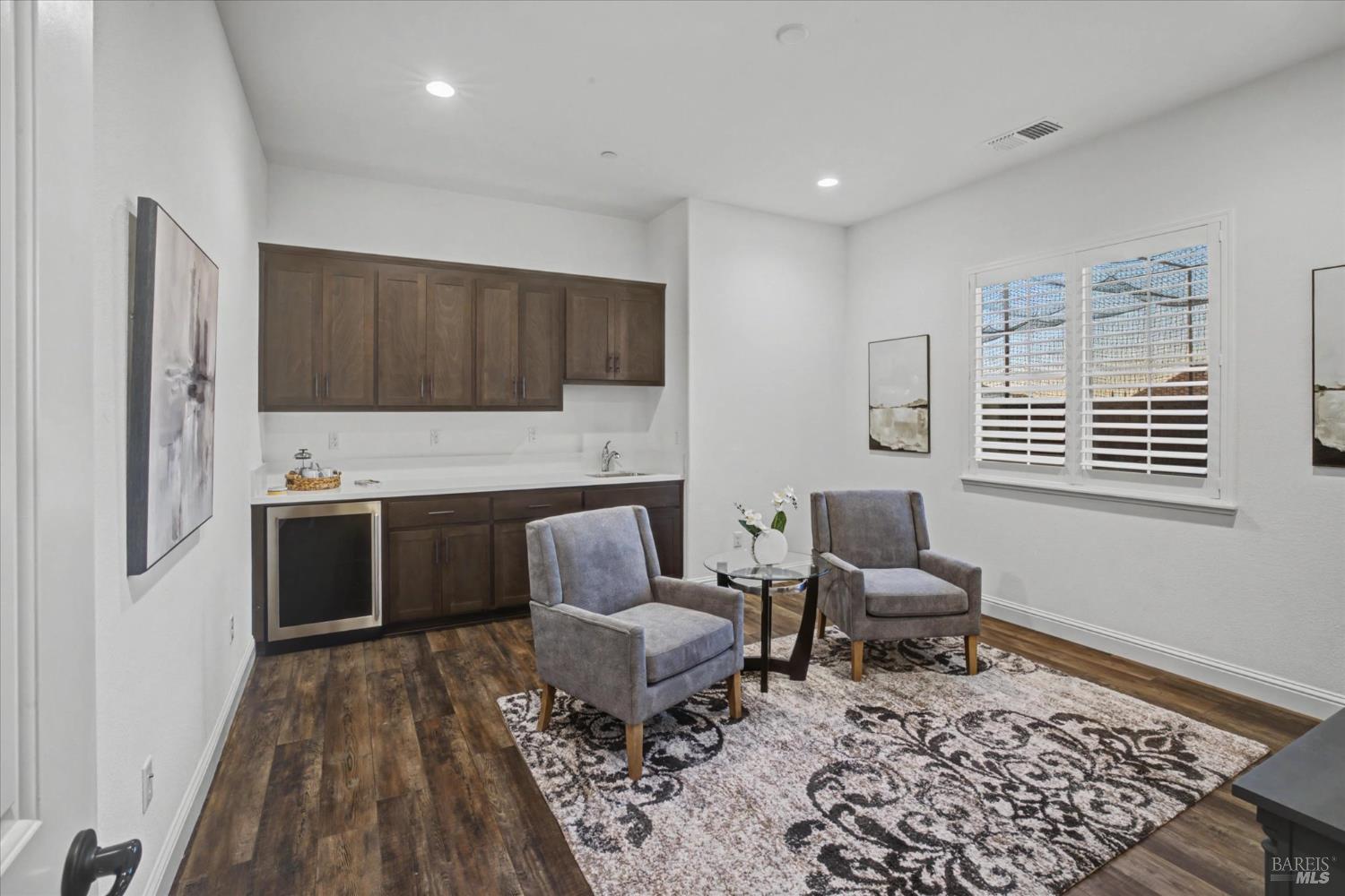 Detail Gallery Image 32 of 67 For 6006 Peacock Ct, Vacaville,  CA 95688 - 3 Beds | 3/1 Baths