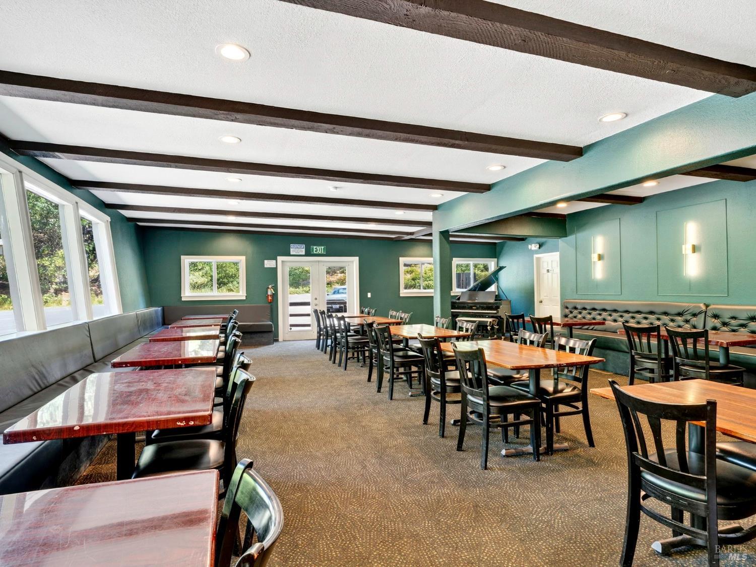 Detail Gallery Image 22 of 91 For 16451 Golf Rd, Cobb,  CA 95426 - 2 Beds | 1 Baths