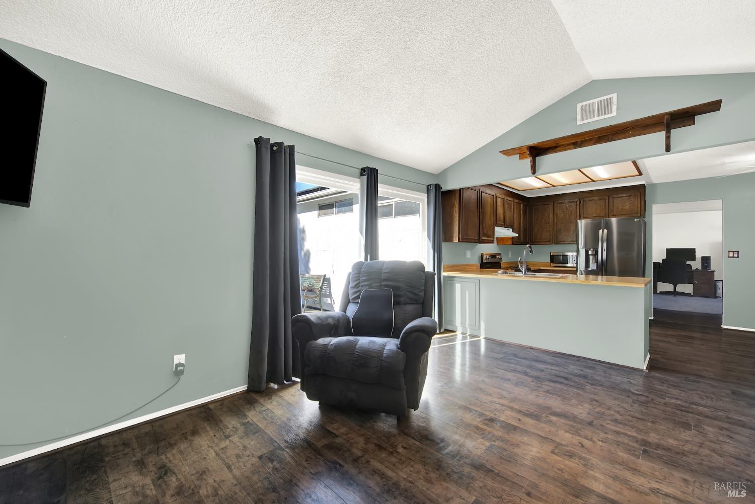 Detail Gallery Image 33 of 65 For 1212 Stirling Dr, Rodeo,  CA 94572 - 4 Beds | 2 Baths