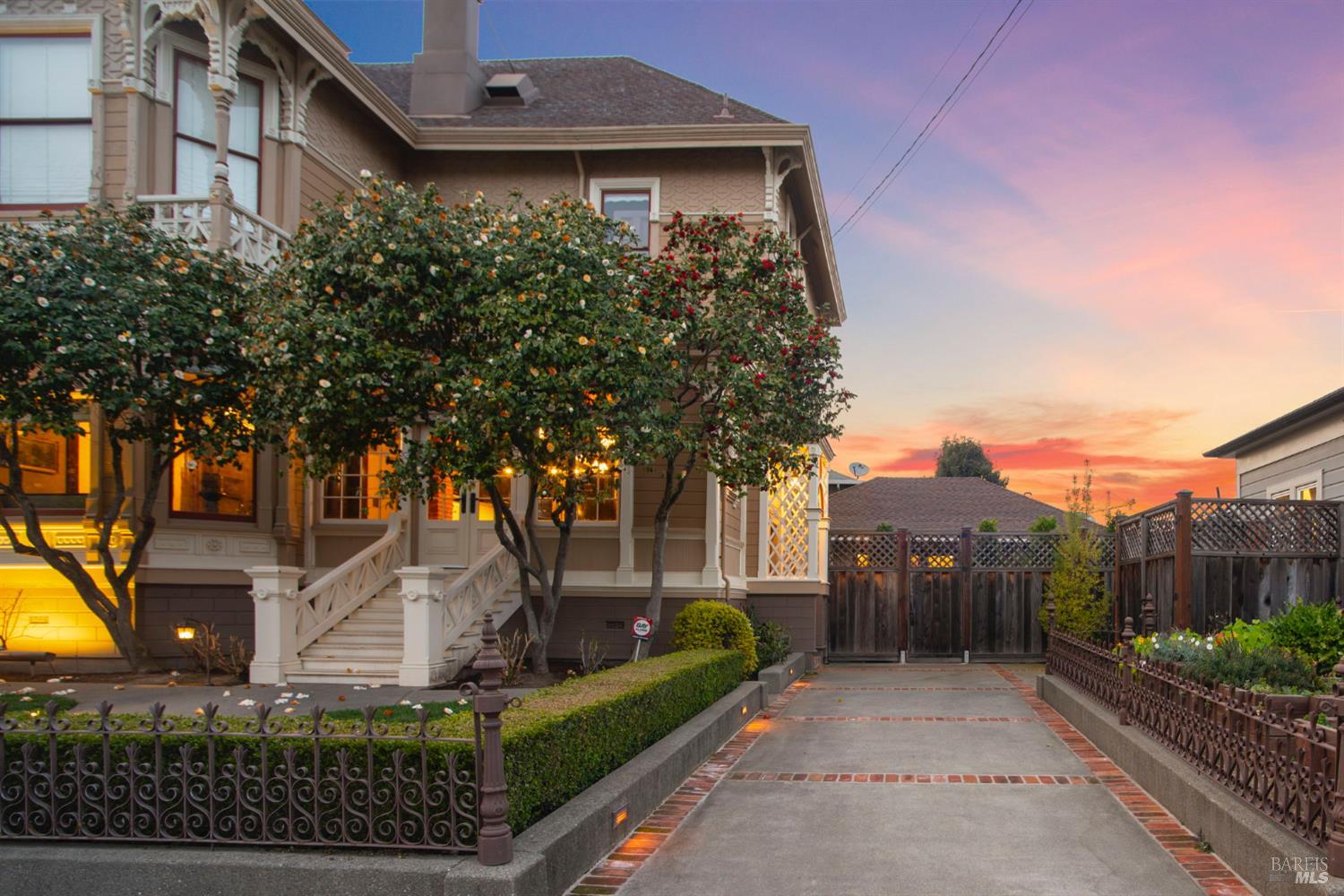 Detail Gallery Image 6 of 77 For 608 Randolph St, Napa,  CA 94559 - 3 Beds | 3/3 Baths