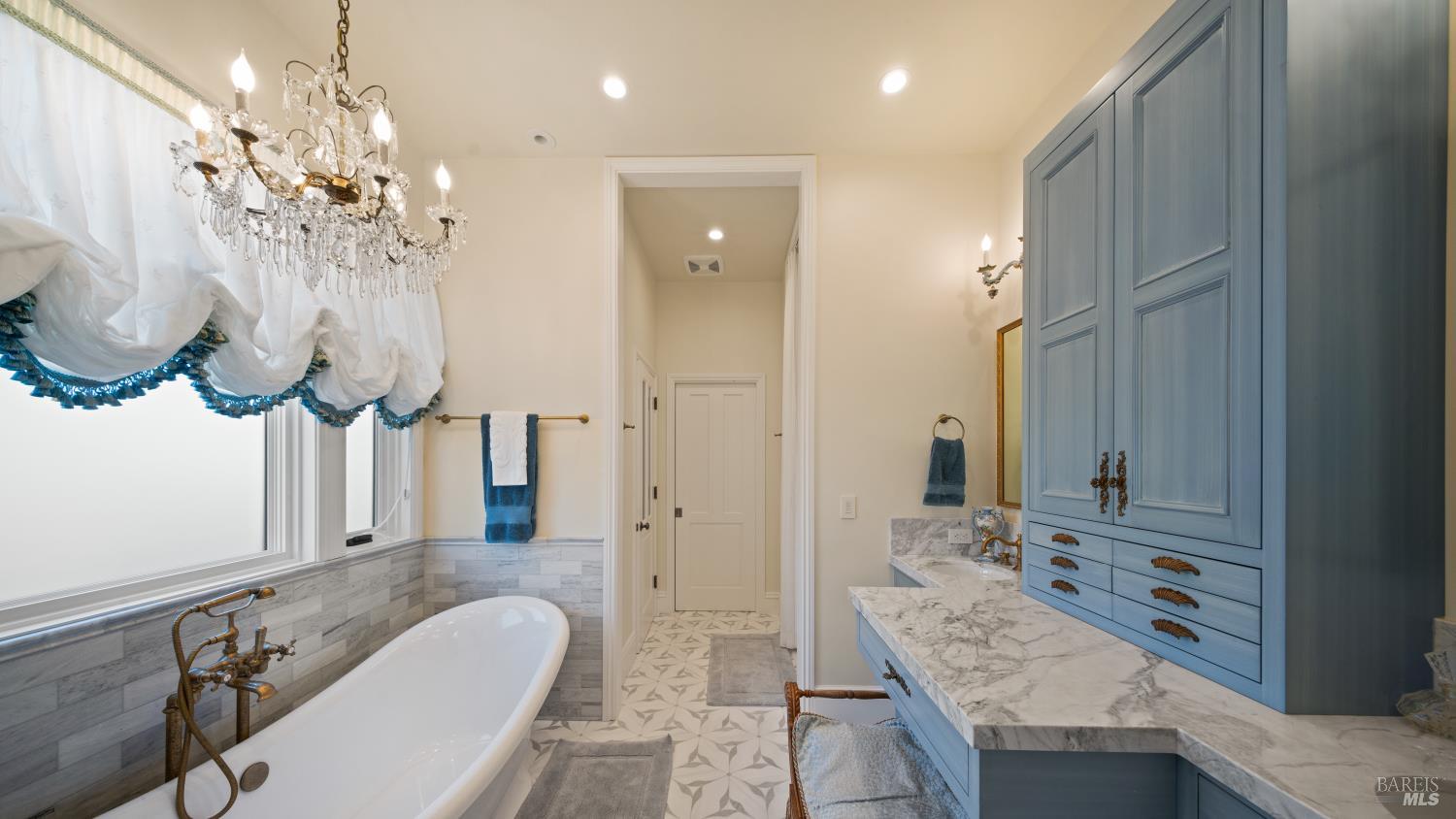 Detail Gallery Image 70 of 98 For 1170 Bayview Ave, Napa,  CA 94559 - 3 Beds | 2 Baths