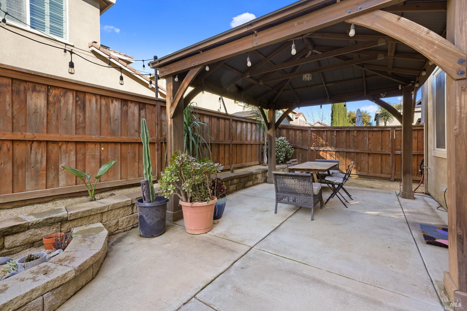 Detail Gallery Image 26 of 30 For 615 Sitka Dr, Vacaville,  CA 95687 - 3 Beds | 2/1 Baths