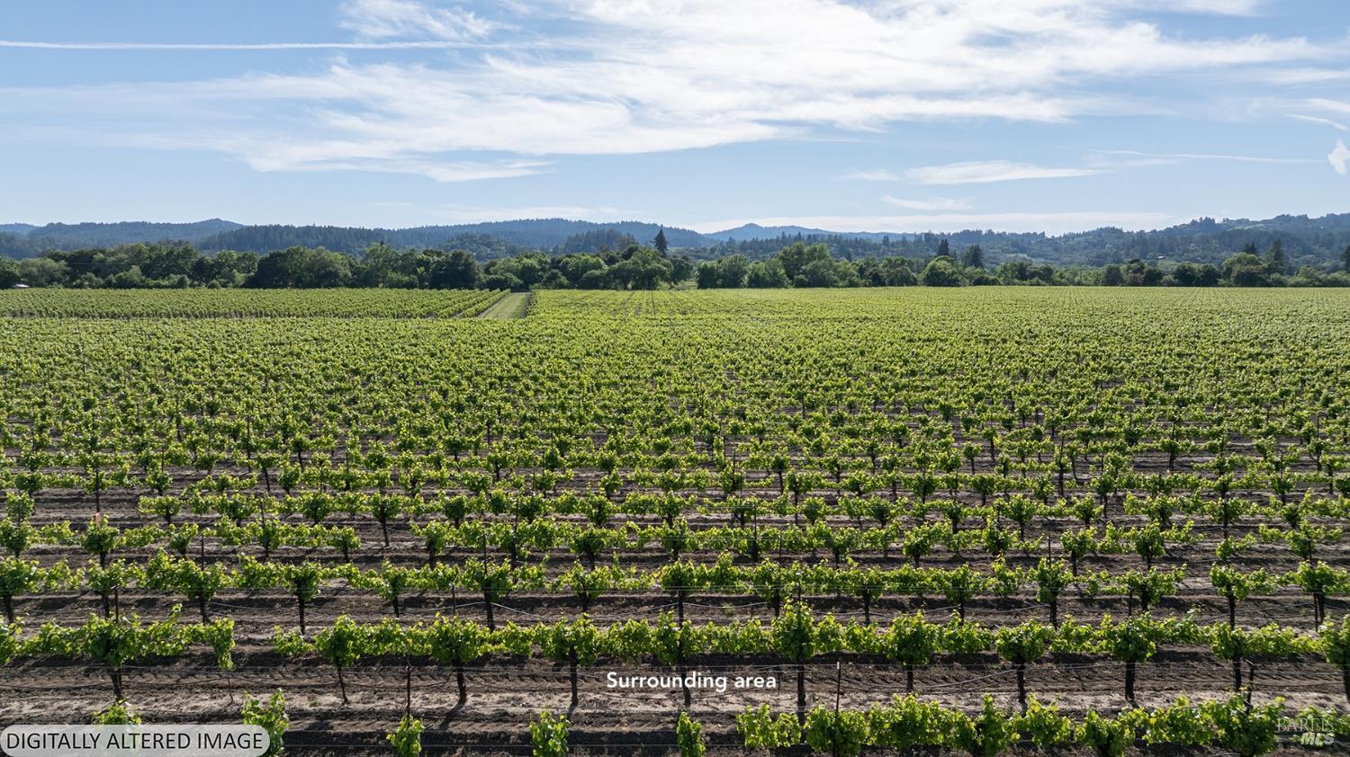 Detail Gallery Image 3 of 5 For 300 Kinley Dr, Healdsburg,  CA 95448 - – Beds | – Baths