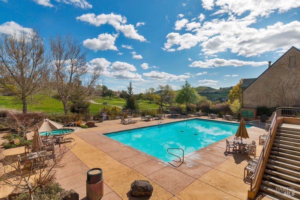 Detail Gallery Image 33 of 39 For 8128 Carlisle Way, Vallejo,  CA 94591 - 3 Beds | 2/1 Baths