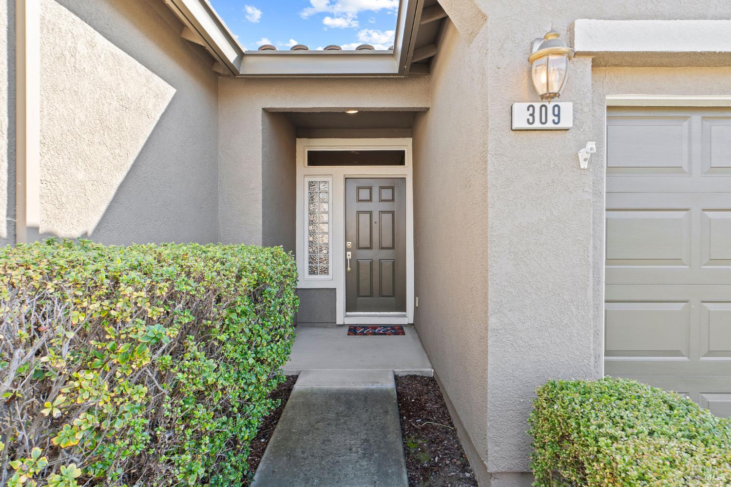 Detail Gallery Image 3 of 73 For 309 Southern Hills Dr, Rio Vista,  CA 94571 - 2 Beds | 2 Baths