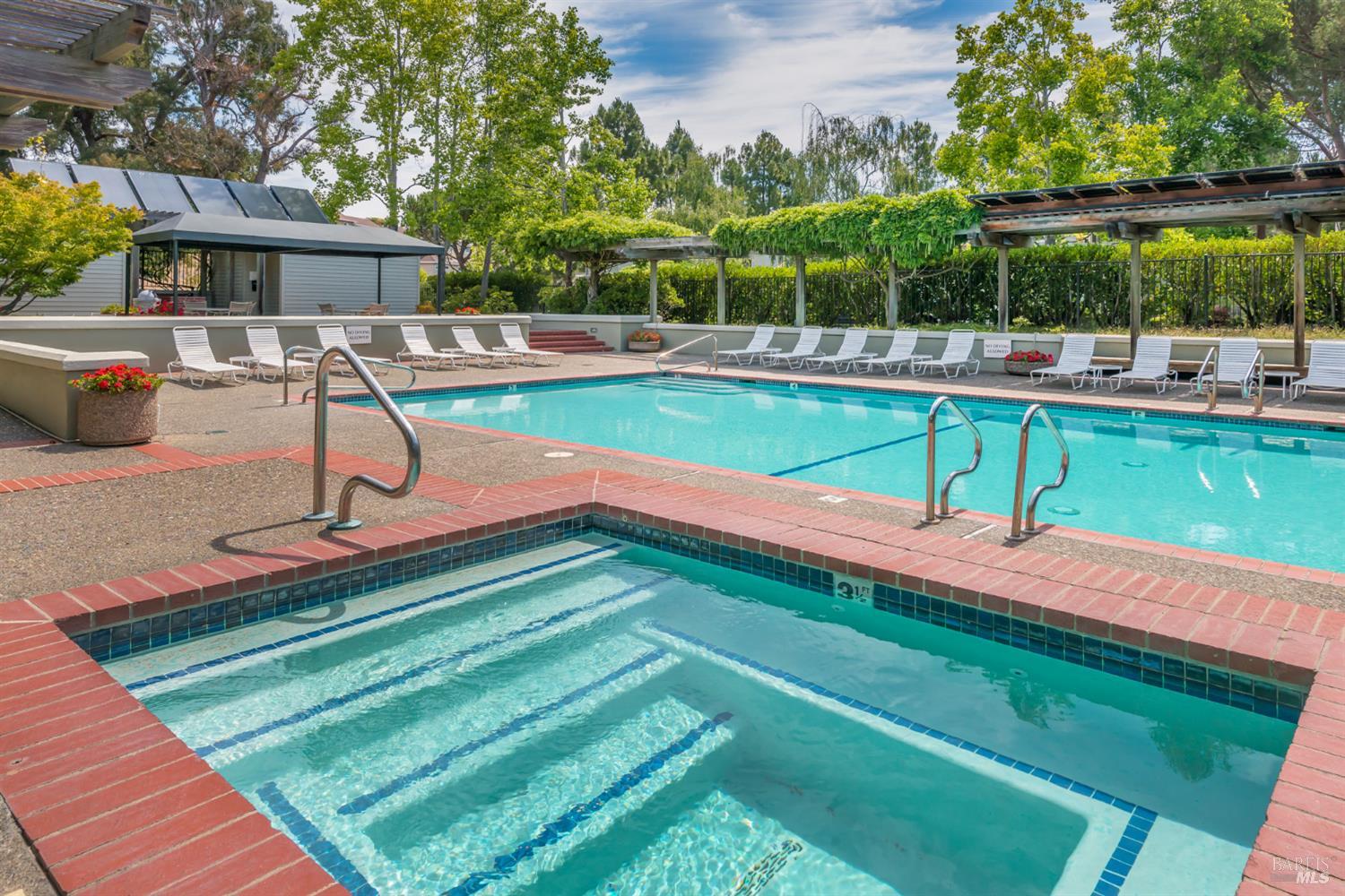 Detail Gallery Image 30 of 45 For 115 Eucalyptus Knoll St, Mill Valley,  CA 94941 - 2 Beds | 2 Baths