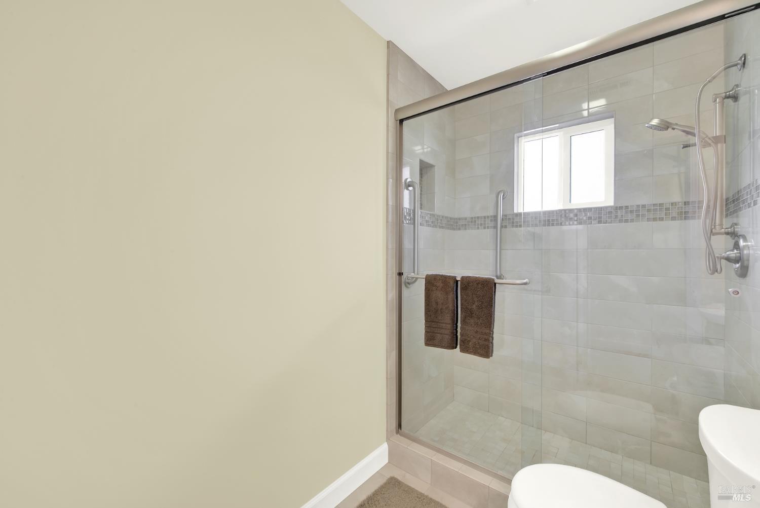 Detail Gallery Image 16 of 39 For 3654 Diablo St, Napa,  CA 94558 - 3 Beds | 2 Baths