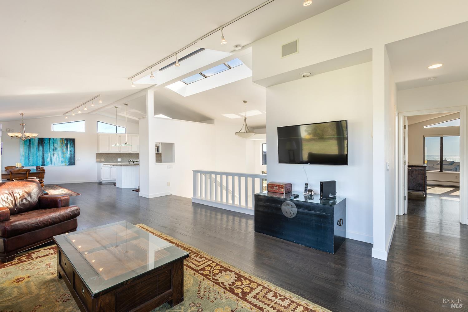 Detail Gallery Image 13 of 59 For 300 Sanderling Ct, Bodega Bay,  CA 94923 - 3 Beds | 3/1 Baths