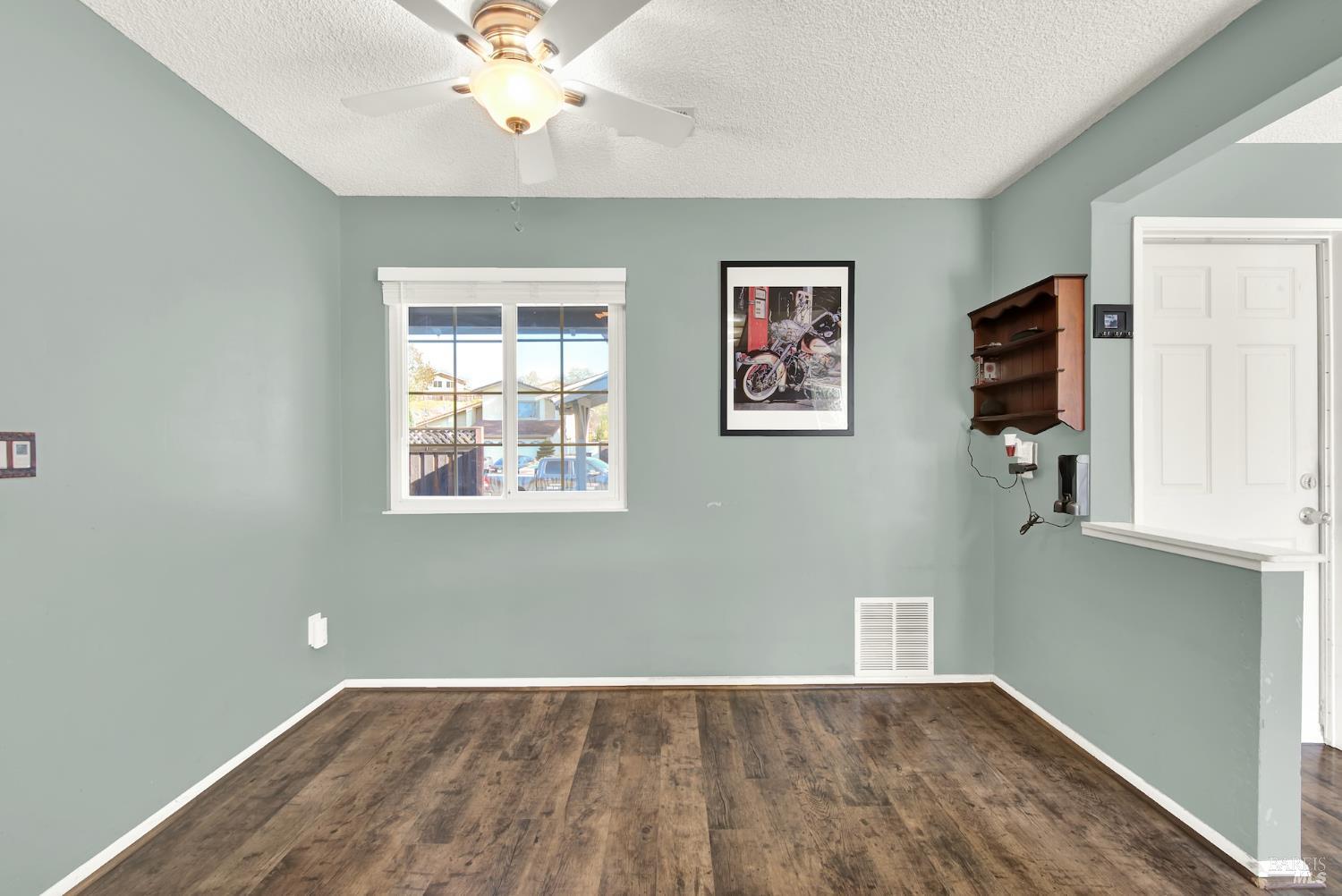 Detail Gallery Image 17 of 65 For 1212 Stirling Dr, Rodeo,  CA 94572 - 4 Beds | 2 Baths