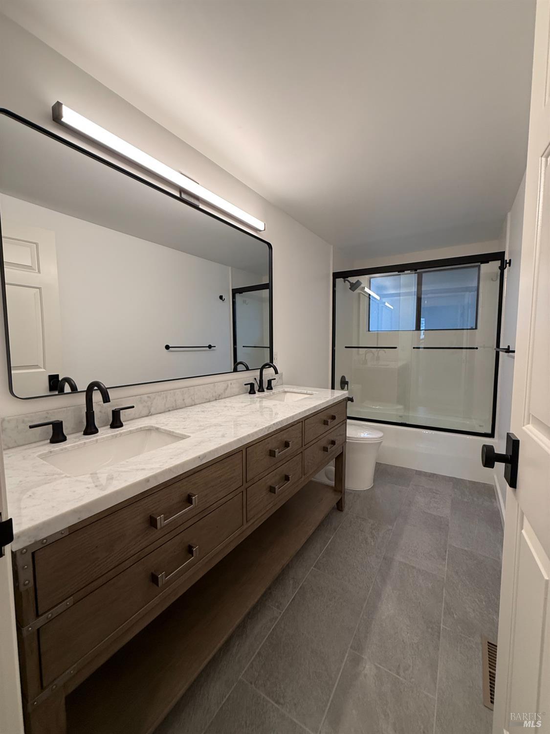 Detail Gallery Image 12 of 20 For 291 Greene St, Mill Valley,  CA 94941 - 3 Beds | 2/1 Baths