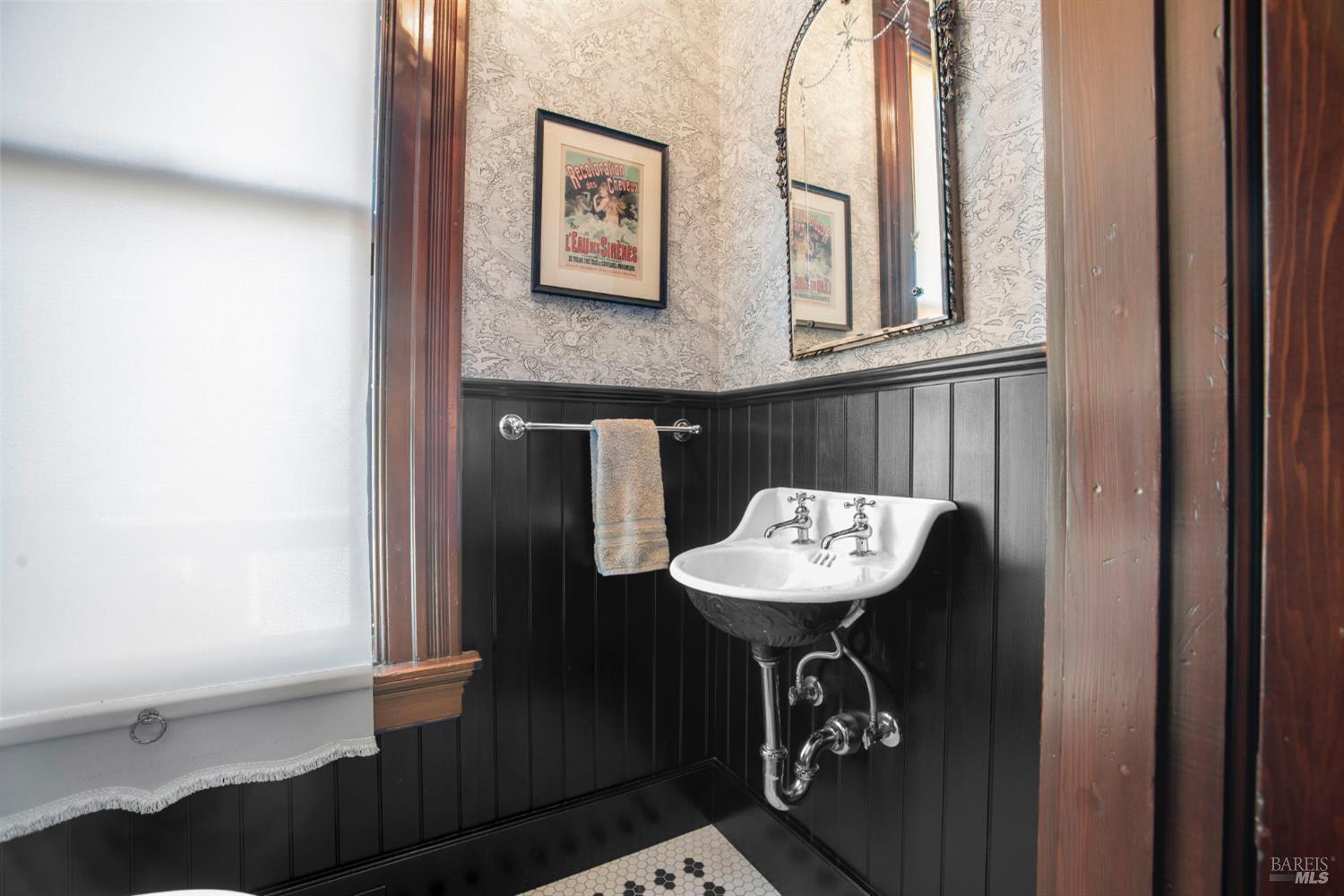 Detail Gallery Image 45 of 77 For 608 Randolph St, Napa,  CA 94559 - 3 Beds | 3/3 Baths