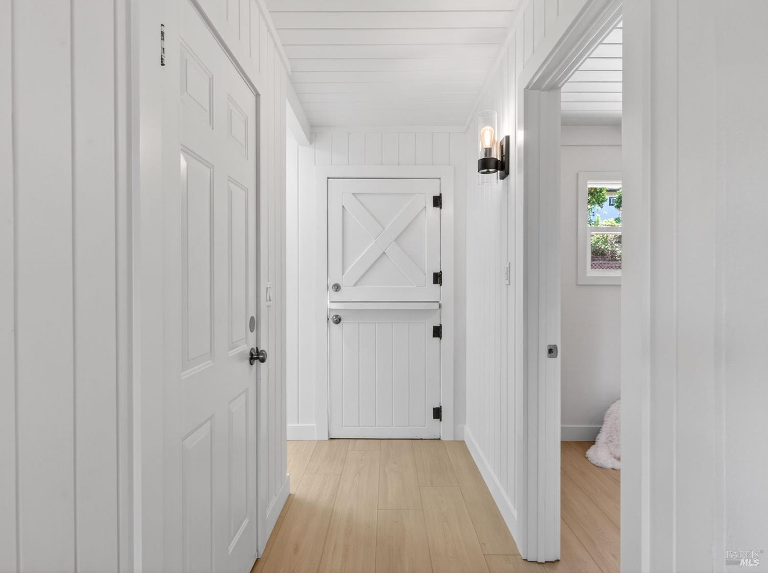 Detail Gallery Image 19 of 44 For 611 Lake St, Cloverdale,  CA 95425 - 3 Beds | 2 Baths