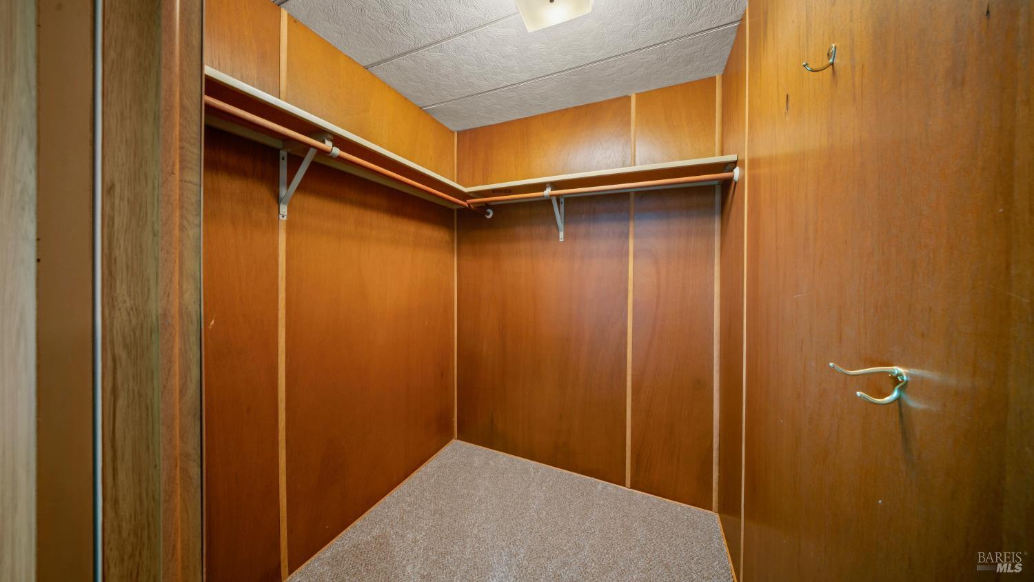 Detail Gallery Image 27 of 43 For 148 Oakwood Dr, Petaluma,  CA 94954 - 2 Beds | 1 Baths