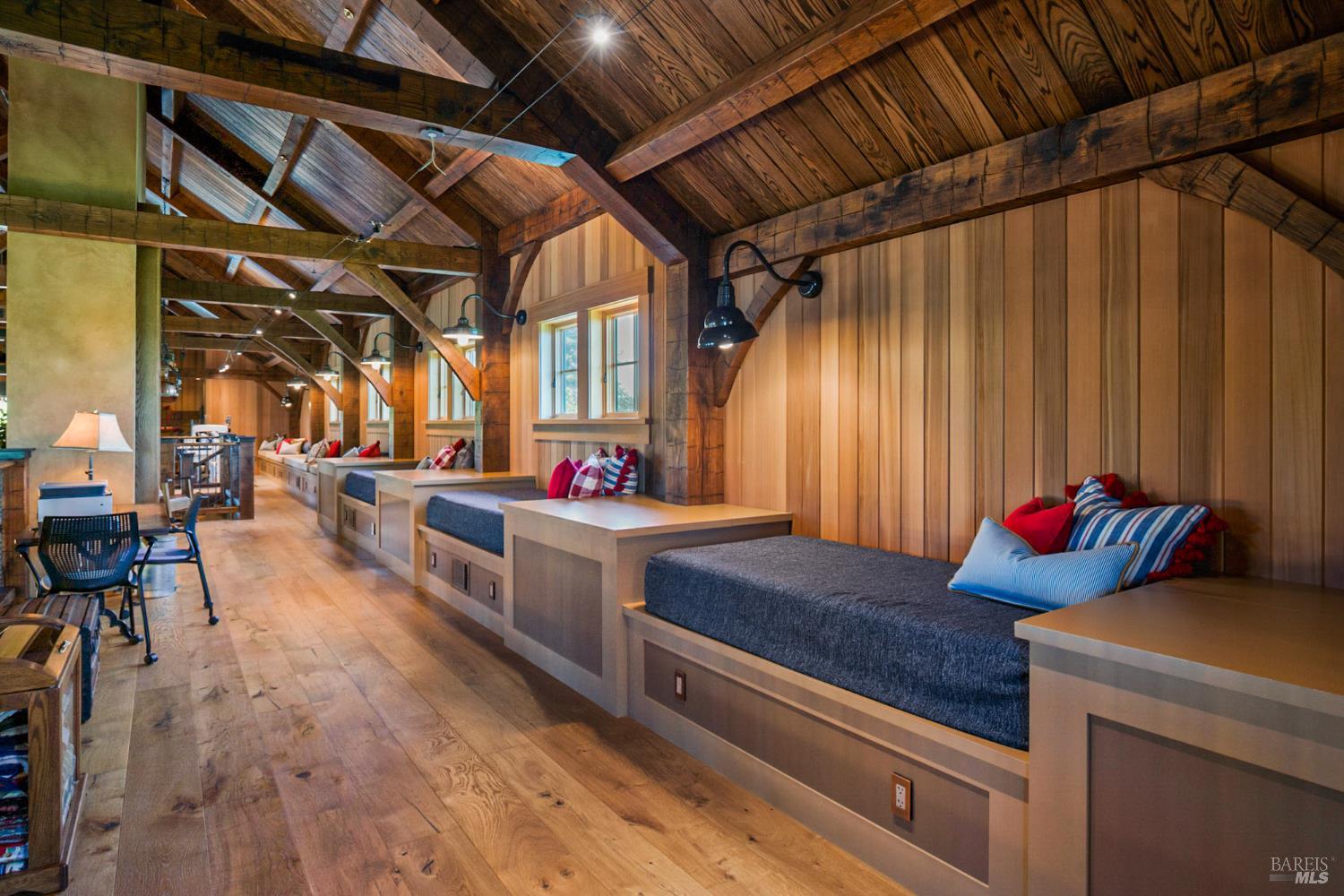 Detail Gallery Image 52 of 98 For 1170 Bayview Ave, Napa,  CA 94559 - 3 Beds | 2 Baths