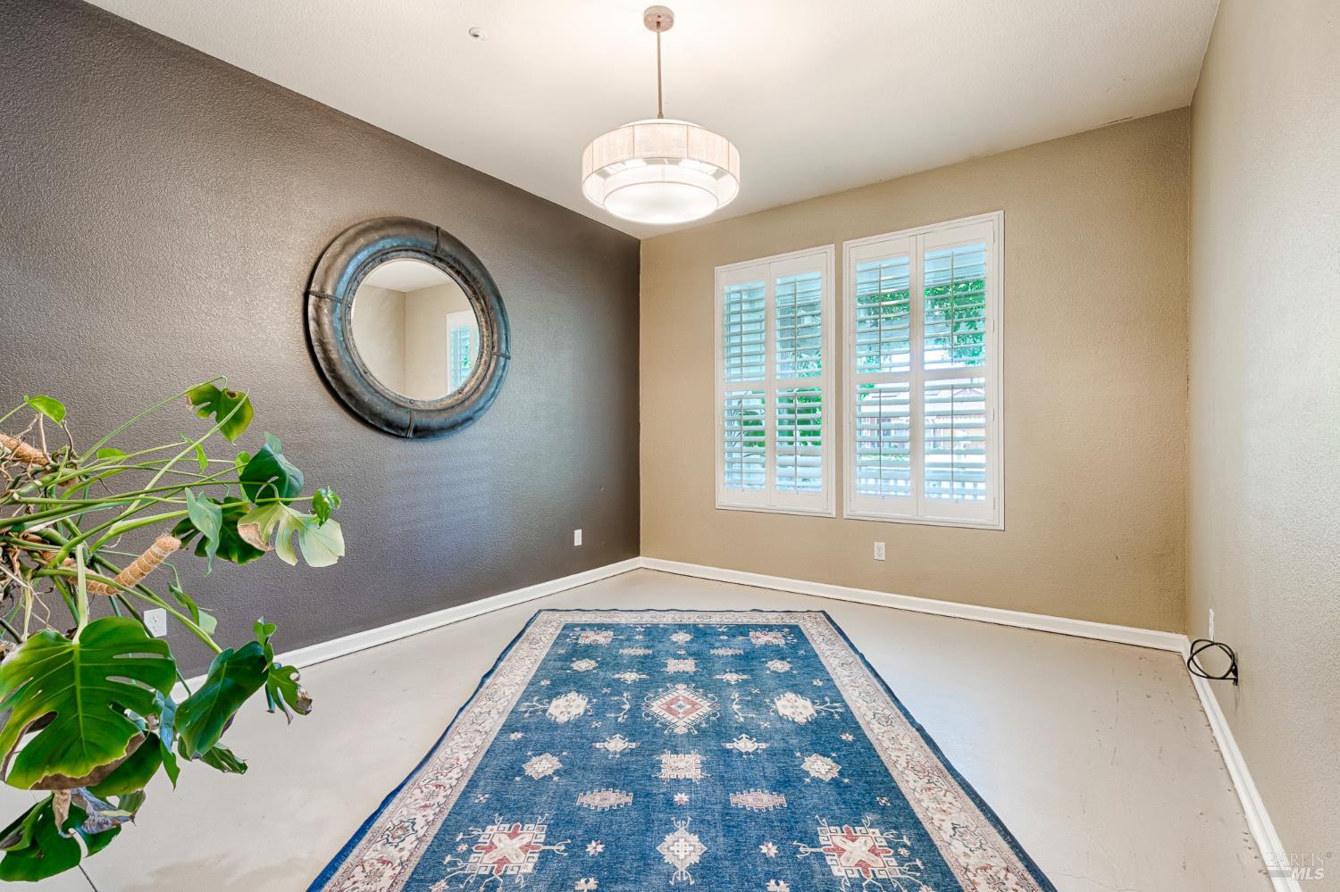 Detail Gallery Image 17 of 45 For 312 Cottage Ct, Cloverdale,  CA 95425 - 4 Beds | 3 Baths