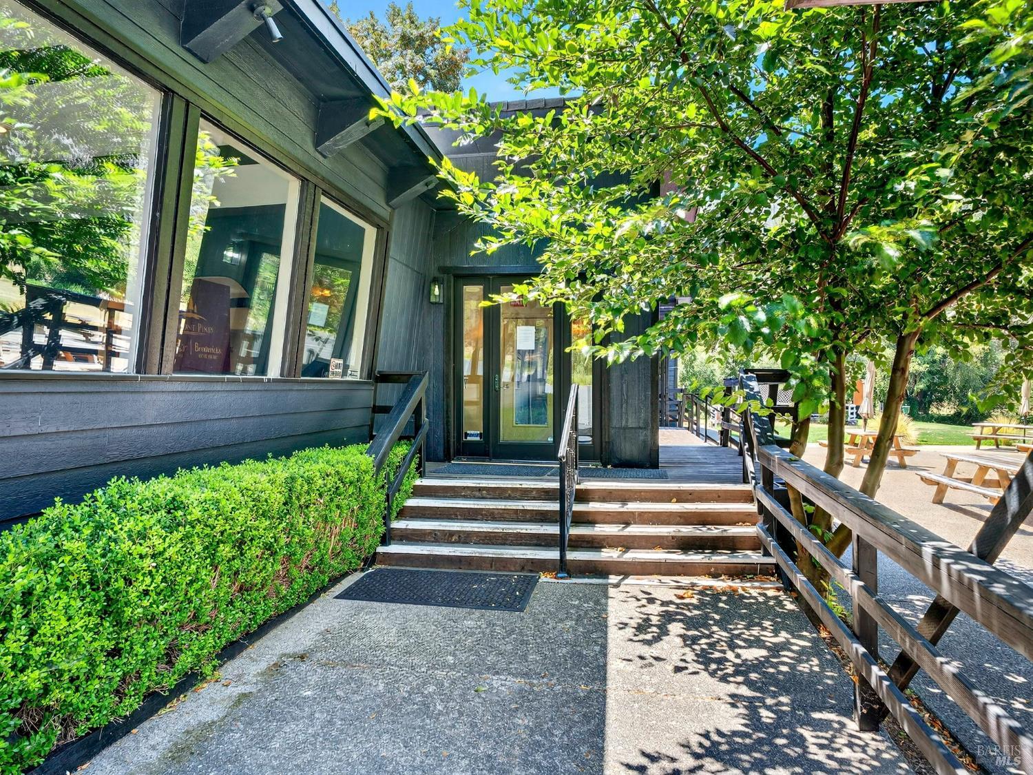 Detail Gallery Image 61 of 91 For 16451 Golf Rd, Cobb,  CA 95426 - 2 Beds | 1 Baths