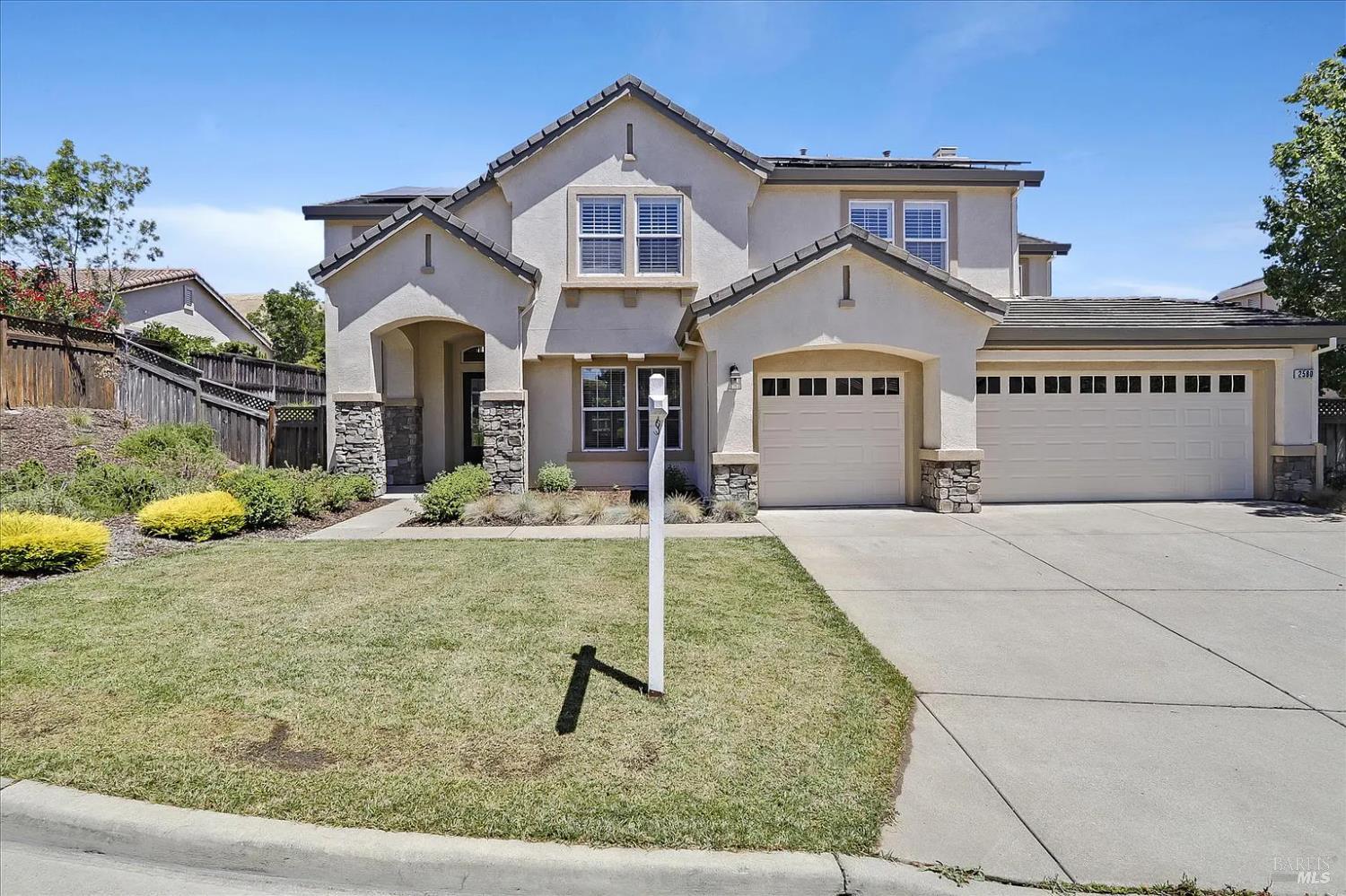 Detail Gallery Image 17 of 35 For 2580 Marshfield Rd, Vallejo,  CA 94591 - 3 Beds | 2/1 Baths