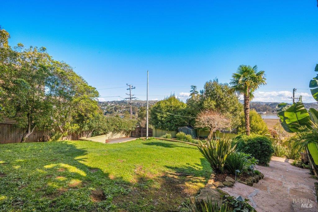 Detail Gallery Image 29 of 37 For 146 Morning Sun Ave, Mill Valley,  CA 94941 - 3 Beds | 2 Baths