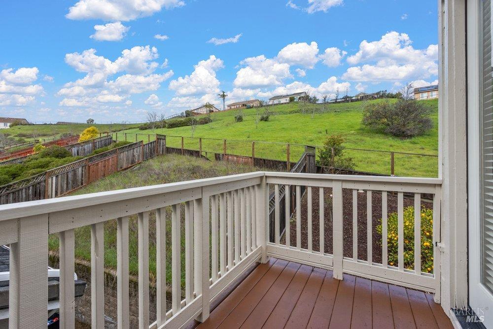 Detail Gallery Image 17 of 39 For 8128 Carlisle Way, Vallejo,  CA 94591 - 3 Beds | 2/1 Baths