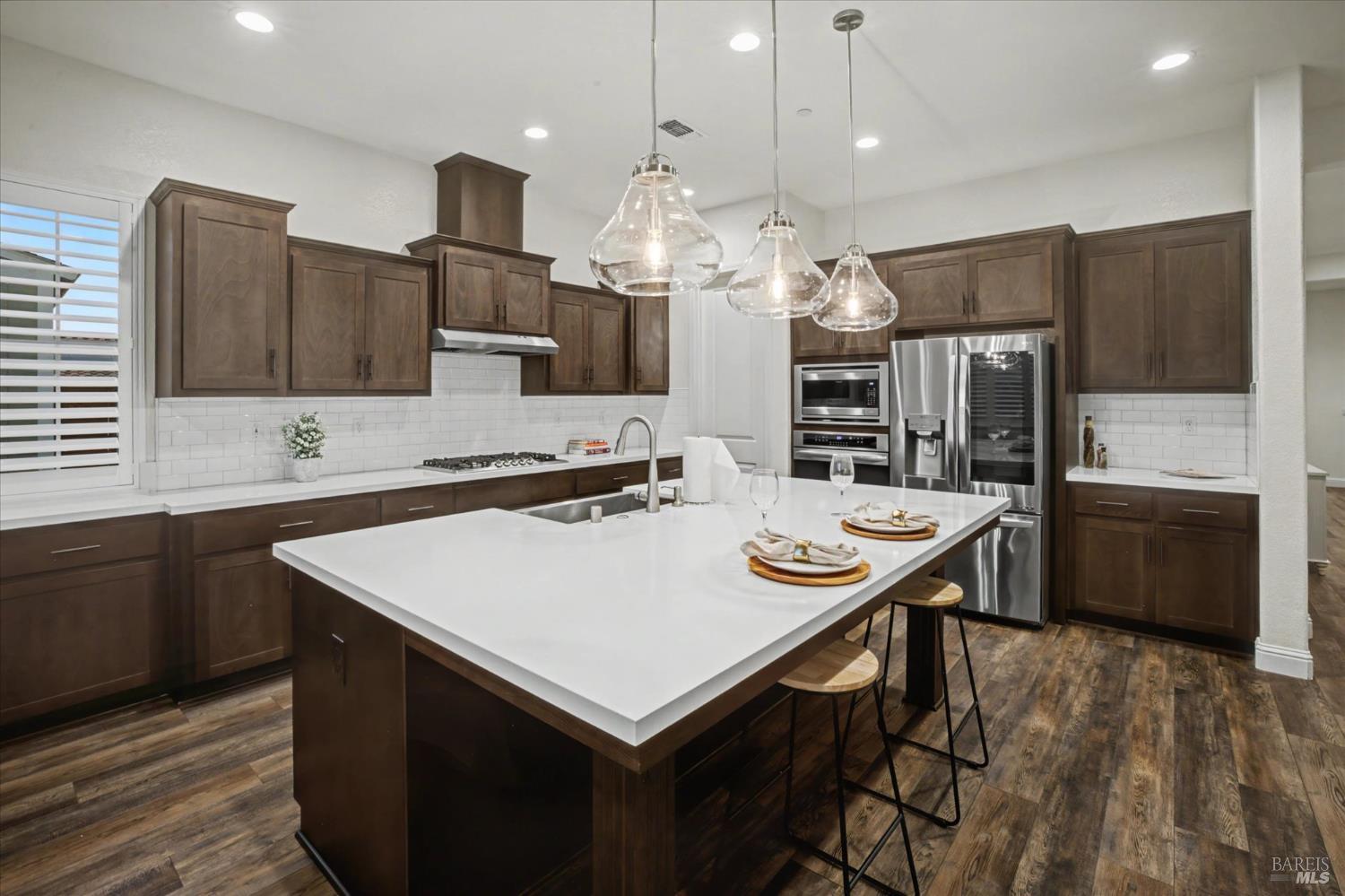 Detail Gallery Image 13 of 67 For 6006 Peacock Ct, Vacaville,  CA 95688 - 3 Beds | 3/1 Baths