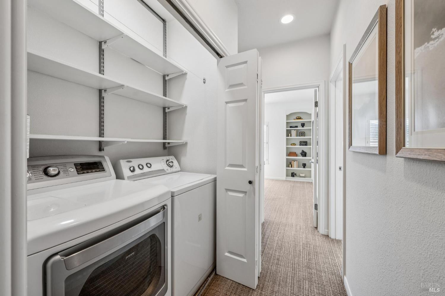 Detail Gallery Image 29 of 45 For 115 Eucalyptus Knoll St, Mill Valley,  CA 94941 - 2 Beds | 2 Baths