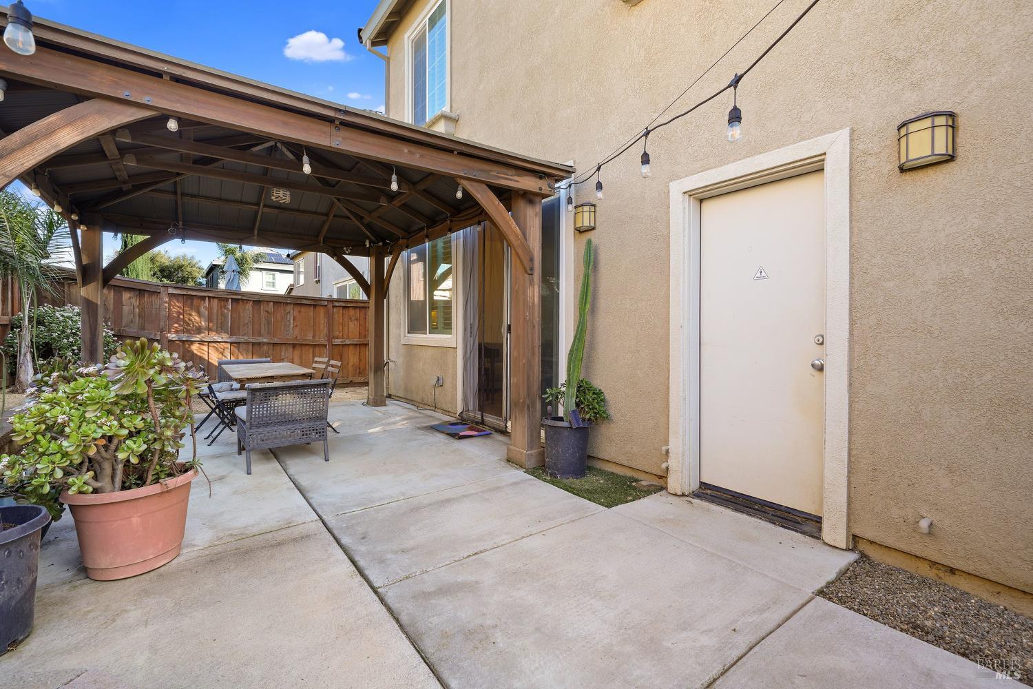 Detail Gallery Image 27 of 30 For 615 Sitka Dr, Vacaville,  CA 95687 - 3 Beds | 2/1 Baths