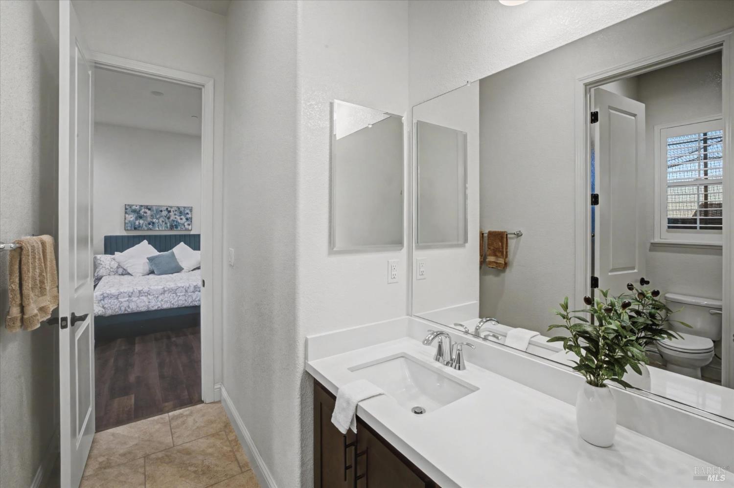 Detail Gallery Image 27 of 67 For 6006 Peacock Ct, Vacaville,  CA 95688 - 3 Beds | 3/1 Baths