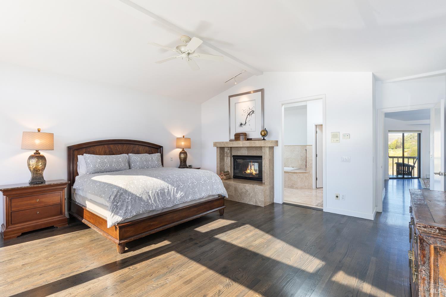 Detail Gallery Image 10 of 59 For 300 Sanderling Ct, Bodega Bay,  CA 94923 - 3 Beds | 3/1 Baths