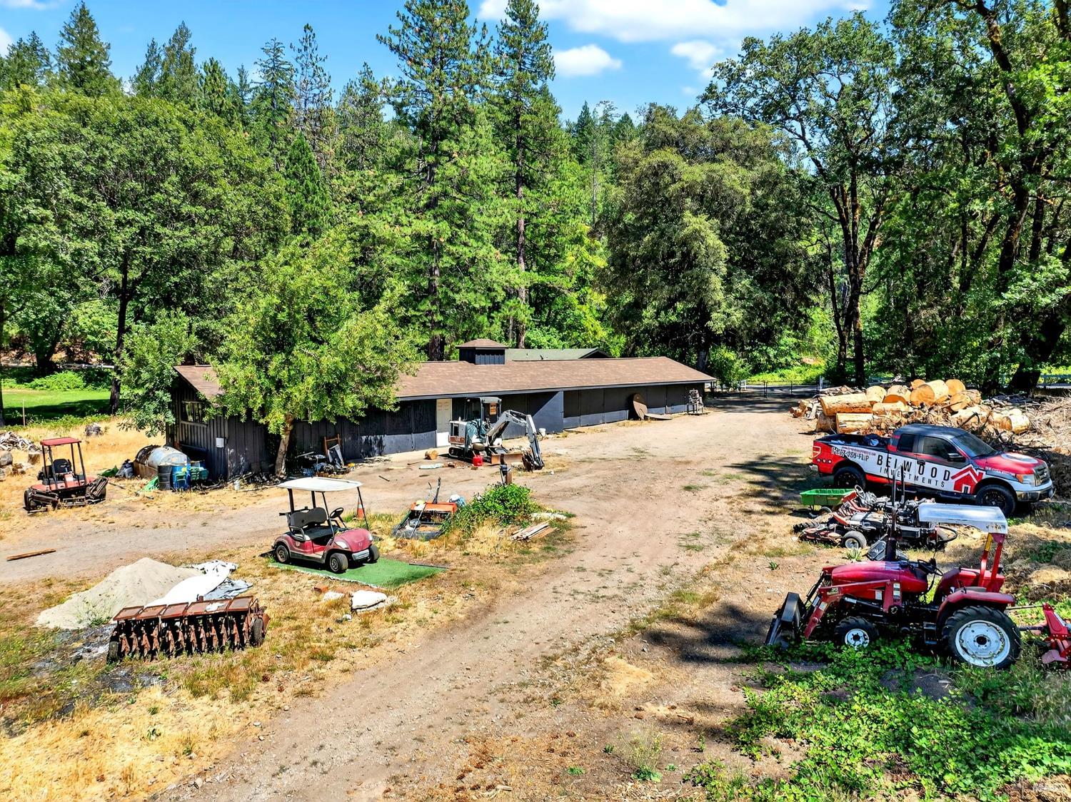 Detail Gallery Image 18 of 91 For 16451 Golf Rd, Cobb,  CA 95426 - 2 Beds | 1 Baths