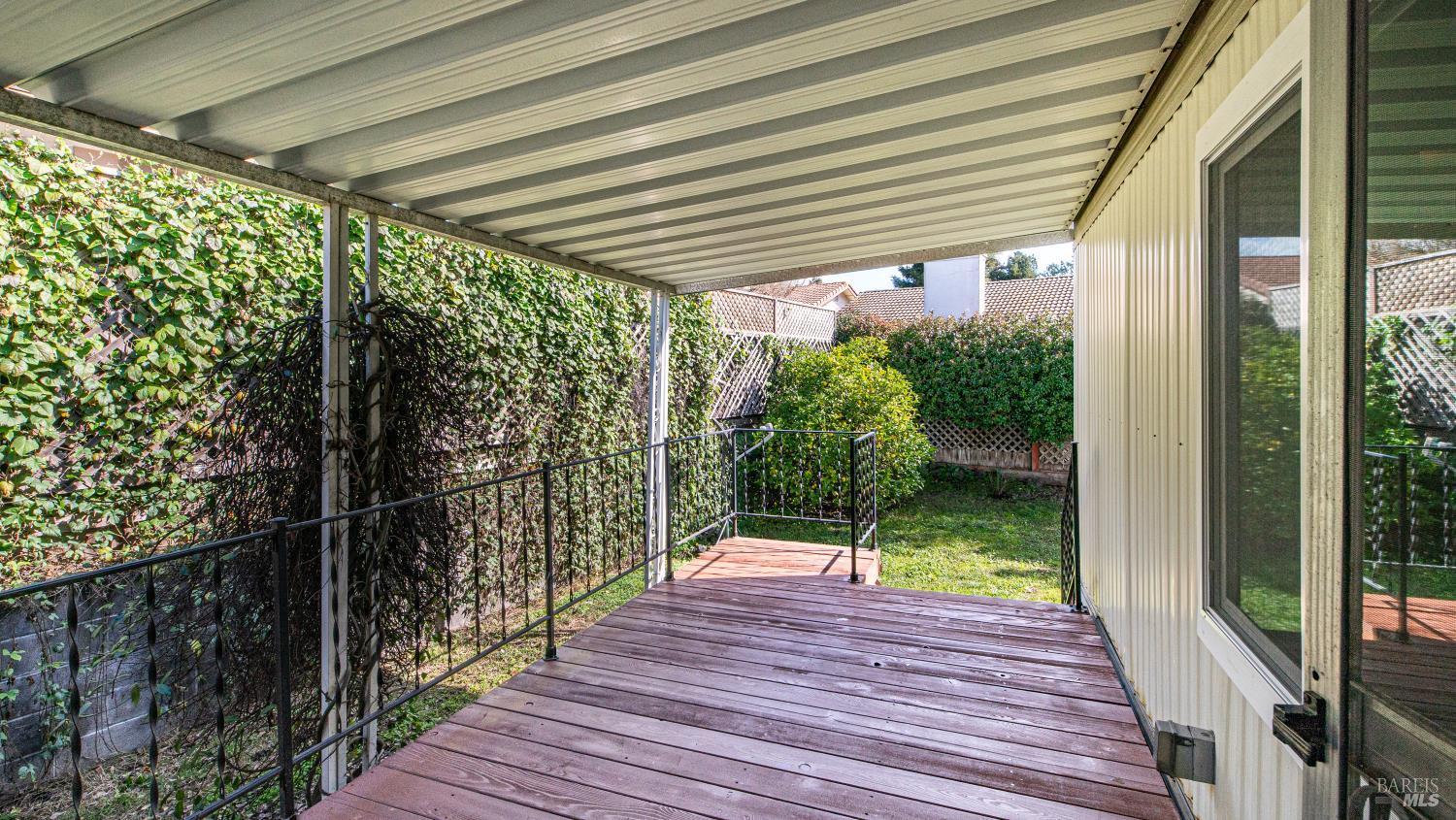 Detail Gallery Image 29 of 43 For 148 Oakwood Dr, Petaluma,  CA 94954 - 2 Beds | 1 Baths